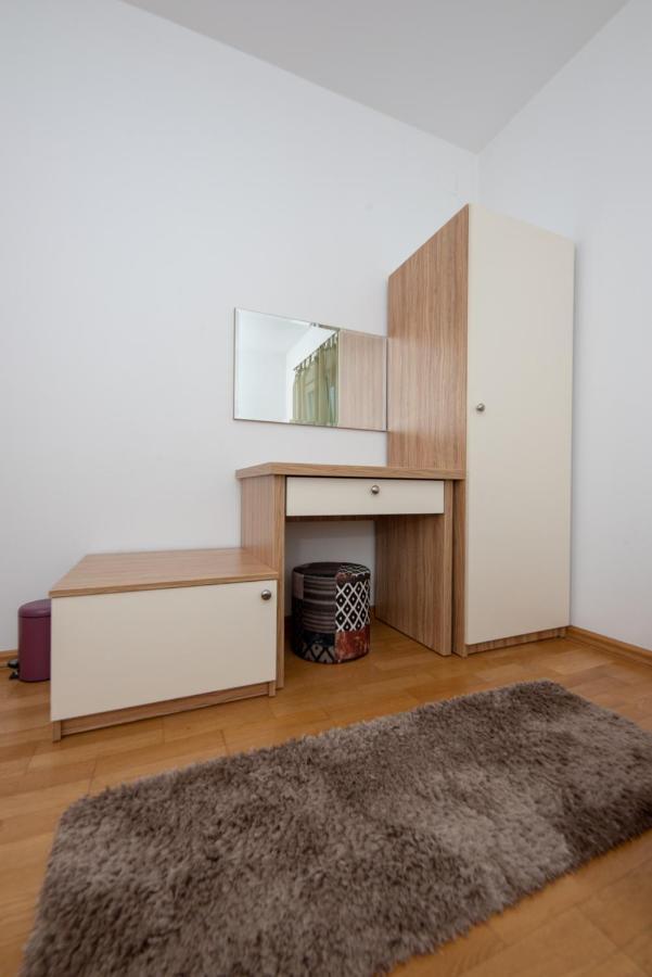 Apartmani Spoljar Zupanja Bagian luar foto